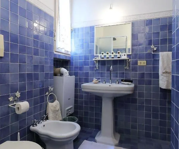 Rhome Trevi Дом отдыха Рим